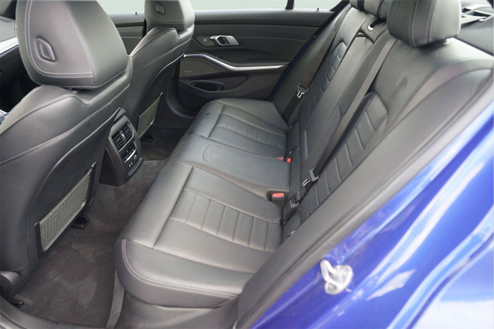 Used 2020 BMW M340i xDrive w/ Premium Package AWD/4WD image 13