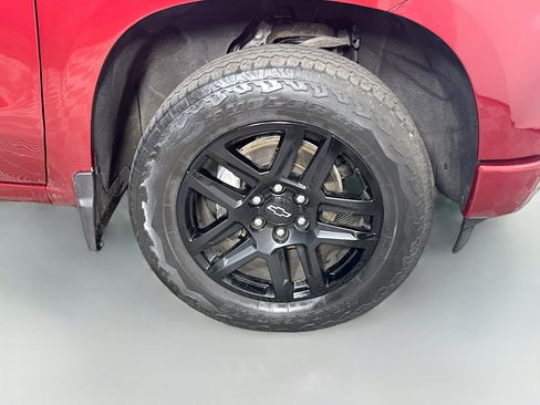 Used 2023 Chevrolet Silverado 1500 RST AWD/4WD image 32