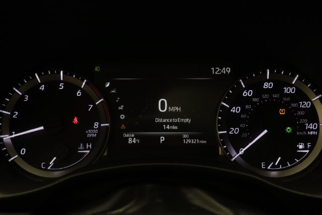 Used 2023 Toyota Highlander XLE AWD/4WD image 7