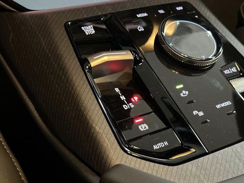 Used 2025 BMW X3 xDrive30i w/ Convenience Package image 30