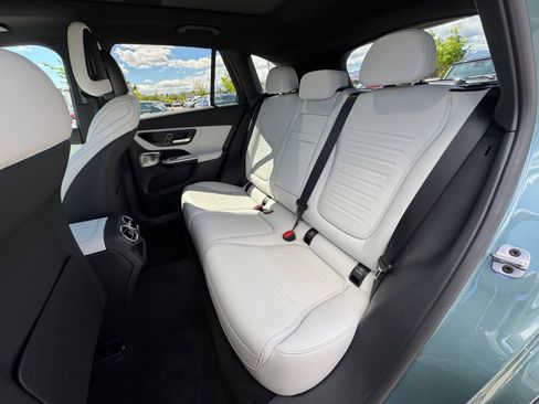 Used 2026 Mercedes-Benz GLC 300 4MATIC image 17