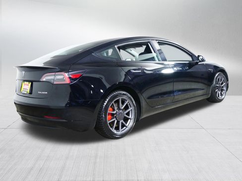 Used 2023 Tesla Model 3 Performance image 7