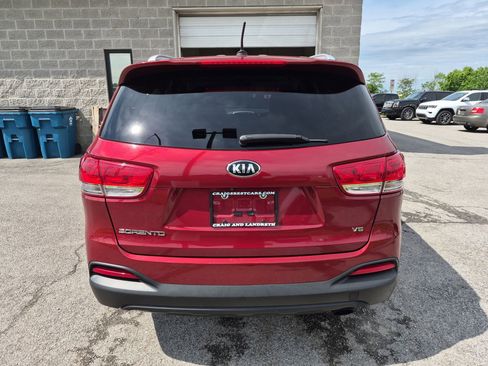 Used 2017 Kia Sorento LX FWD image 4