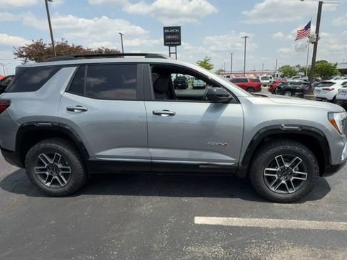 Used 2026 GMC Terrain AT4 w/ Technology Package II AWD/4WD image 9