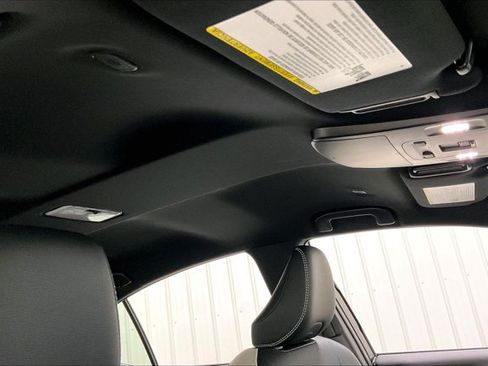 Used 2025 Toyota Camry SE FWD image 22