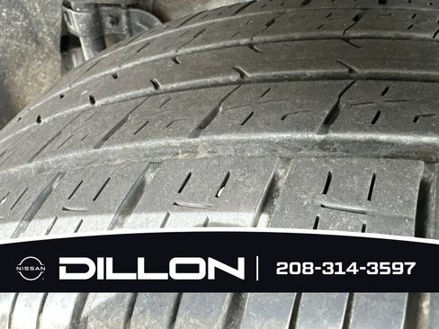 Used 2025 Nissan Rogue SV AWD/4WD image 17