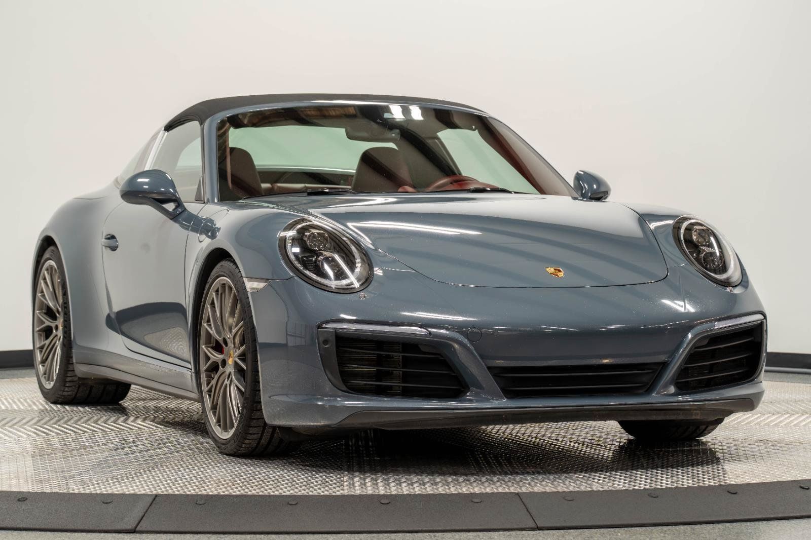 Used 2017 Porsche 911 Targa 4S AWD/4WD image 1