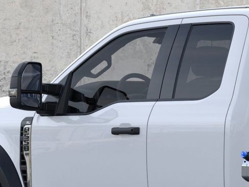 New 2026 Ford F550 4x4 Supercab Super Duty image 22