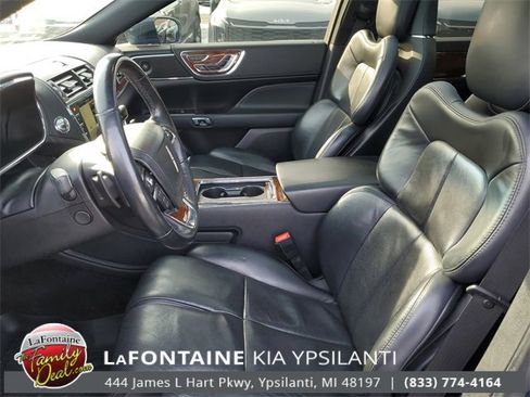 Used 2018 Lincoln Continental Reserve w/ Continental Climate Package image 9