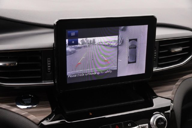 Used 2023 Ford Explorer Limited AWD/4WD image 19