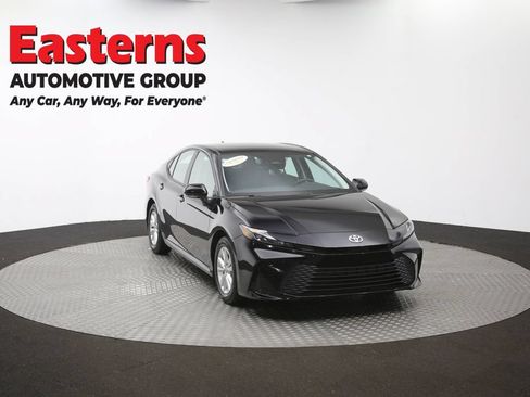 Used 2025 Toyota Camry LE FWD image 49