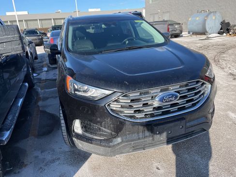 Used 2019 Ford Edge SEL image 21