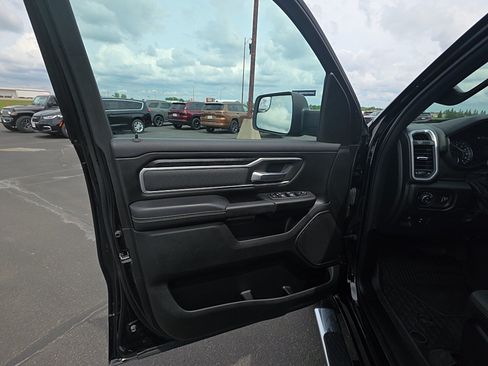 Used 2023 RAM 1500 Big Horn AWD/4WD image 12