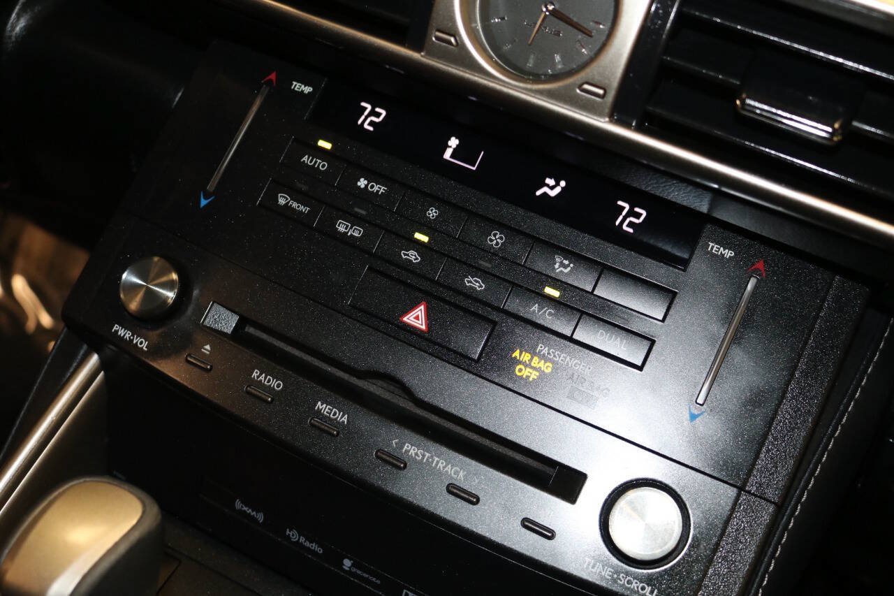 Used 2016 Lexus IS 200t w/ Navigation System Package RWD image 32