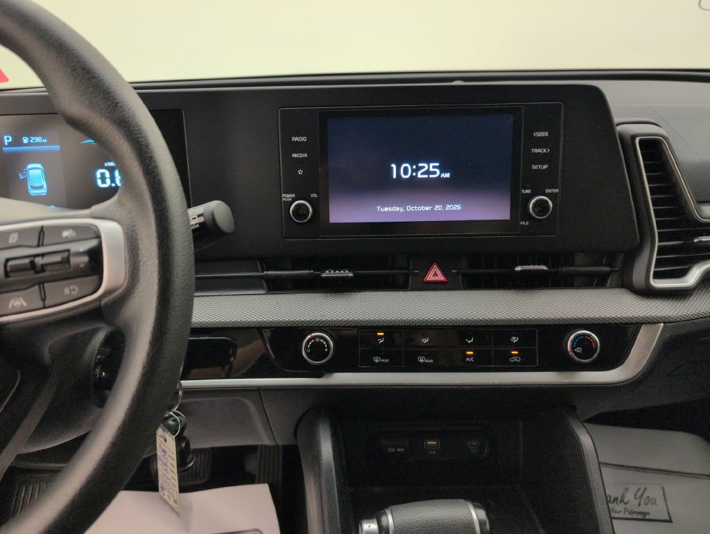 Used 2024 Kia Sportage LX FWD image 17