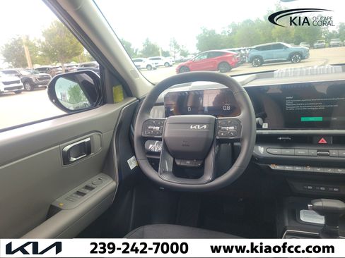 New 2027 Kia Seltos S FWD image 22