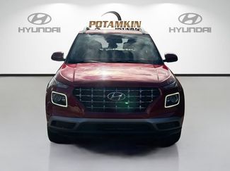 Used 2024 Hyundai Venue Limited FWD video 2