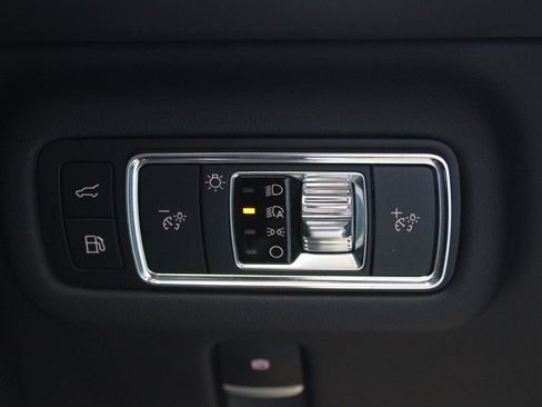 Used 2024 Lincoln Nautilus Reserve w/ Equipment Group 202A AWD/4WD image 11