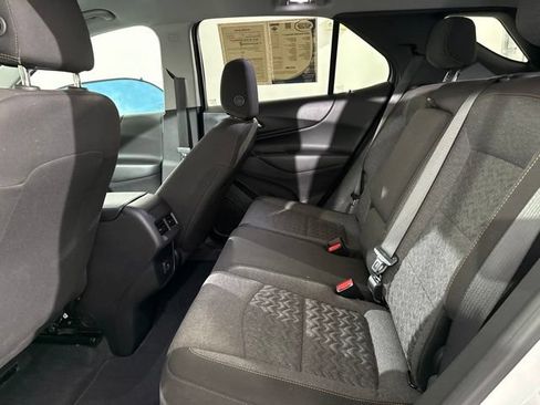 Used 2024 Chevrolet Equinox LT AWD/4WD image 16