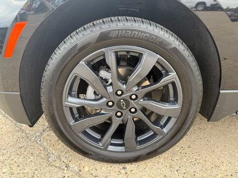 Used 2024 Chevrolet Equinox RS w/ RS Leather Package AWD/4WD image 9