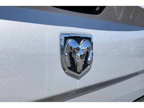 Used 2016 RAM 1500 ST w/ SXT Appearance Group image 32