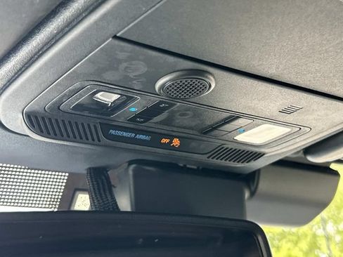 Certified 2025 Ford Bronco Outer Banks AWD/4WD image 37