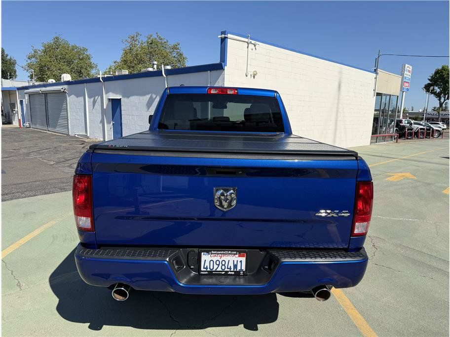 Used 2015 RAM 1500 Express AWD/4WD image 8