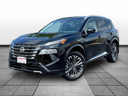 Certified 2026 Nissan Rogue Platinum w/ Platinum Premium Package AWD/4WD image 3