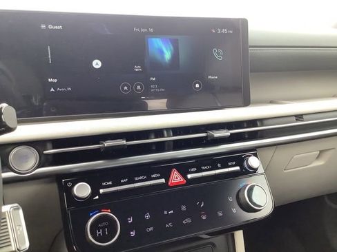 New 2026 Hyundai Tucson Limited image 32