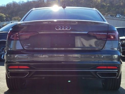 Used 2020 Audi A4 2.0T Premium image 11