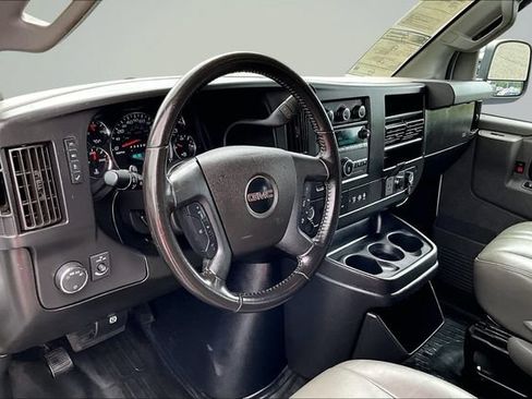 Used 2021 GMC Savana 2500 w/ Enhanced Convenience Package RWD image 17