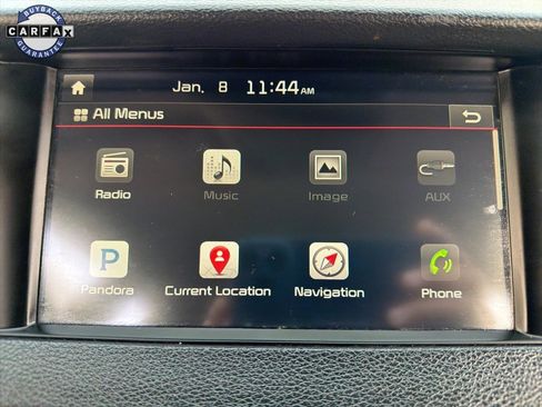 Used 2017 Kia Cadenza Premium w/ Luxury Package image 32