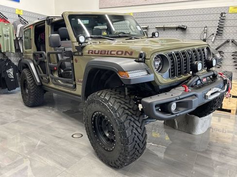 New 2025 Jeep Wrangler Unlimited Rubicon w/ Safety Group AWD/4WD image 3