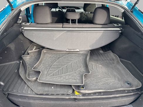 Used 2020 Toyota Prius Prime XLE image 11