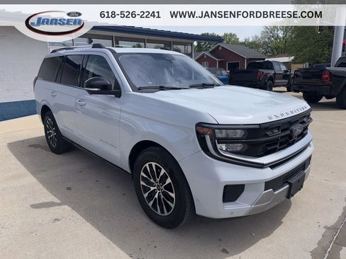 Used 2025 Ford Expedition Platinum AWD/4WD image 1