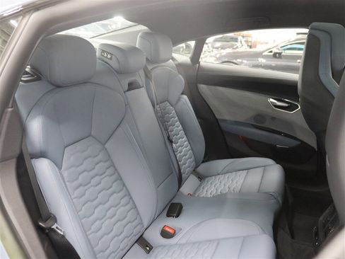 Used 2023 Audi e-tron GT Prestige AWD/4WD image 19