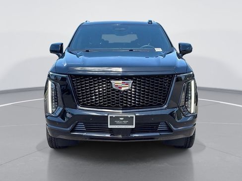 Used 2025 Cadillac Escalade ESV Sport AWD/4WD image 2