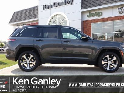 New 2025 Jeep Grand Cherokee Limited w/ Luxury Tech Group II