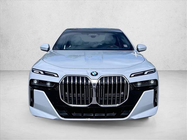 Certified 2024 BMW 740i RWD image 3