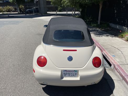 Used 2005 Volkswagen Beetle GLS FWD image 19