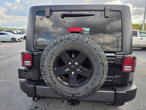 Used 2017 Jeep Wrangler Unlimited Sport image 12