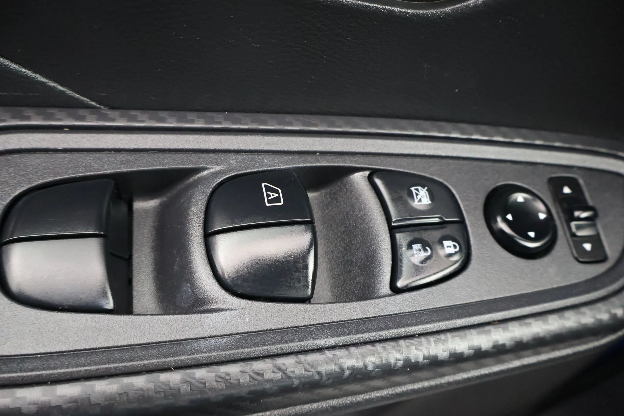 Used 2024 Nissan Versa S w/ Trunk Package FWD image 17