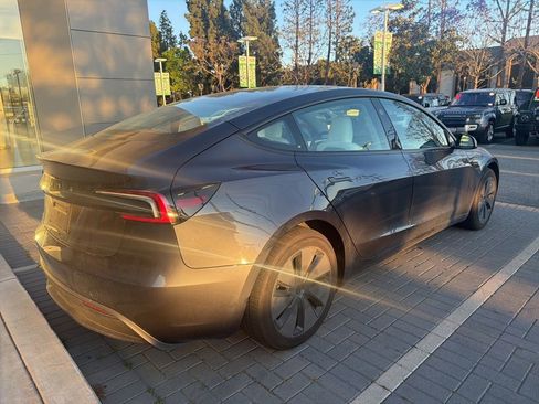 Used 2025 Tesla Model 3 Long Range image 3