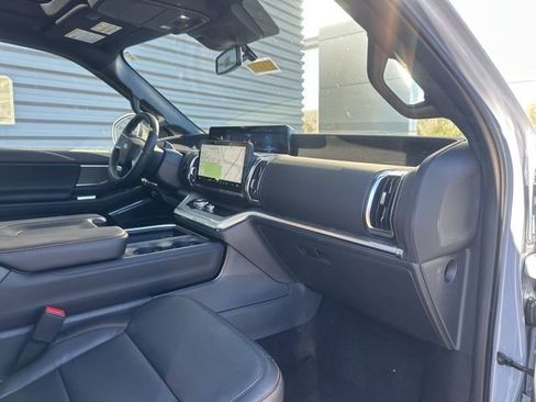 New 2025 Ford Expedition Tremor image 35