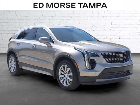 Used 2023 Cadillac XT4 Premium Luxury FWD image 5