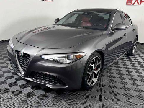 Used 2020 Alfa Romeo Giulia Ti w/ Active Blind Spot Package RWD image 3