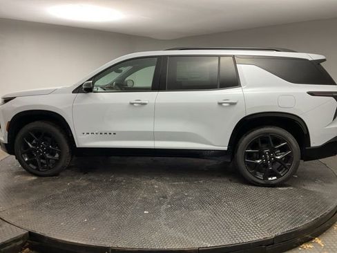 New 2026 Chevrolet Traverse RS image 4