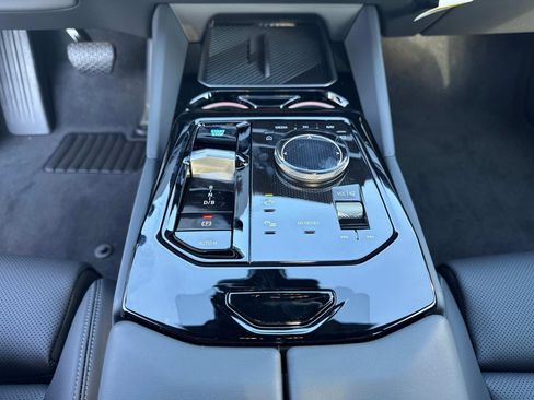 New 2026 BMW i5 eDrive40 AWD/4WD image 26