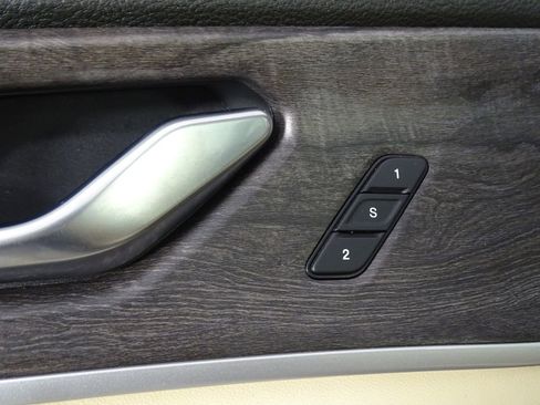 Used 2021 Jeep Grand Cherokee L Limited image 20