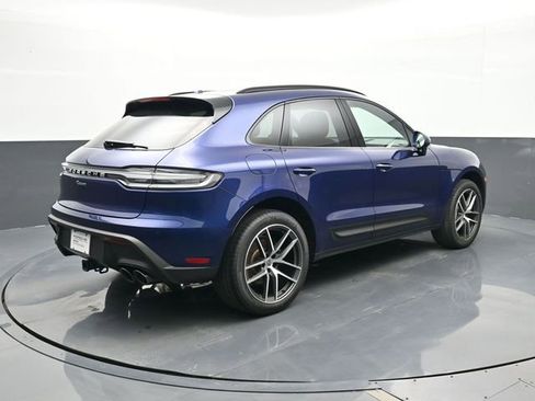 Certified 2025 Porsche Macan image 22